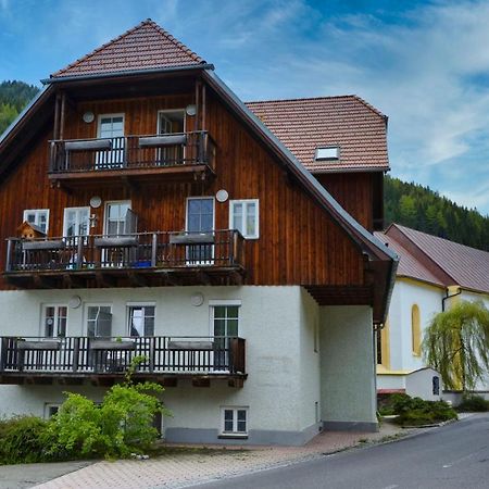 Grassegger Appartementhaus Sankt Johann am Tauern Esterno foto