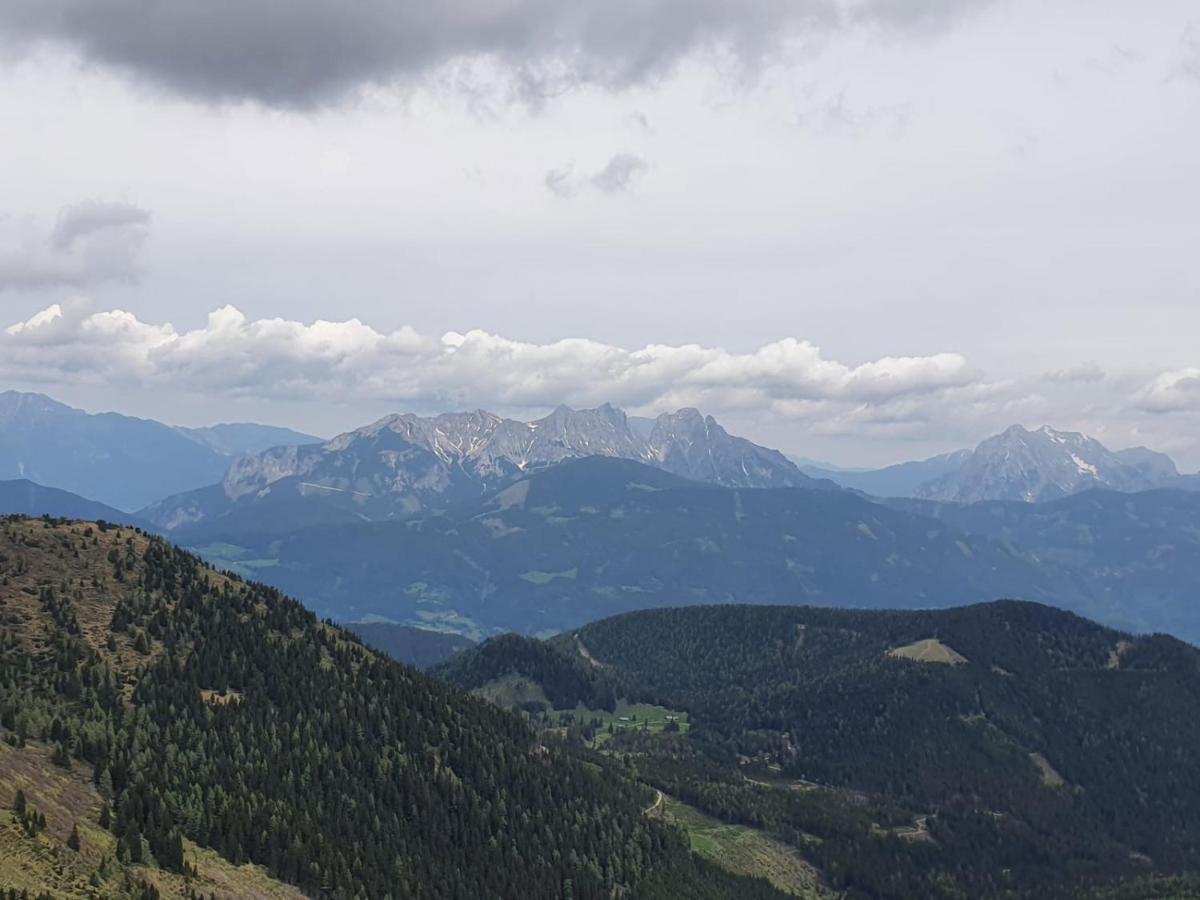 Grassegger Appartementhaus Sankt Johann am Tauern Esterno foto